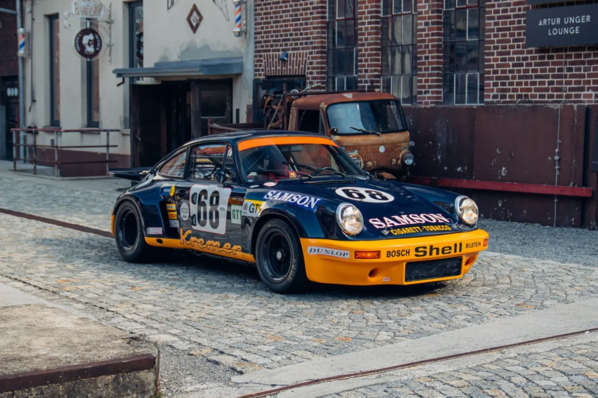 004 0006 - Kremer Racing Team